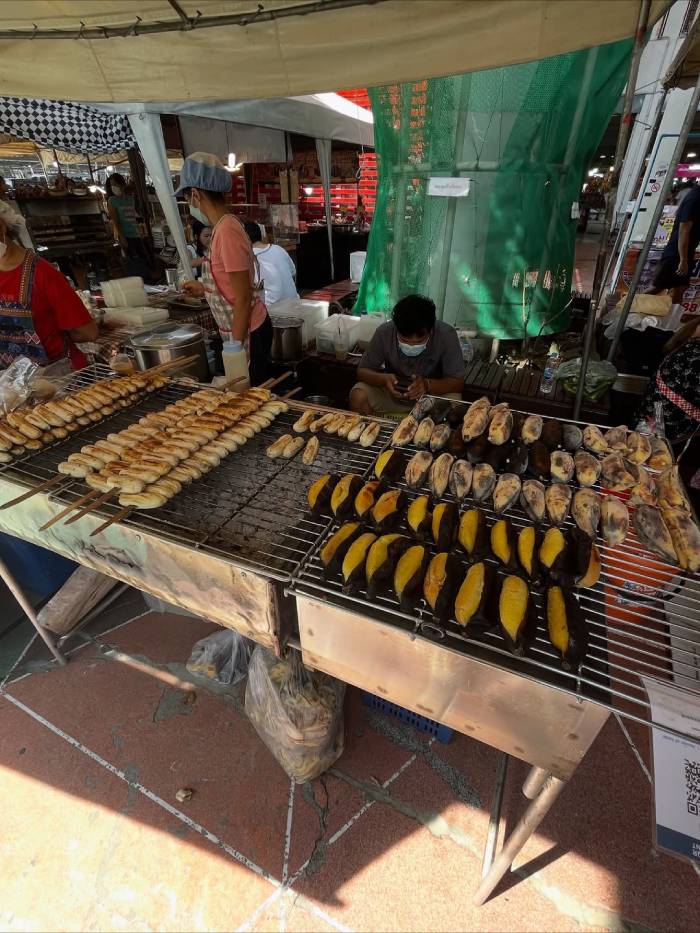 Địa điểm bán đồ ăn vặt Thái Lan